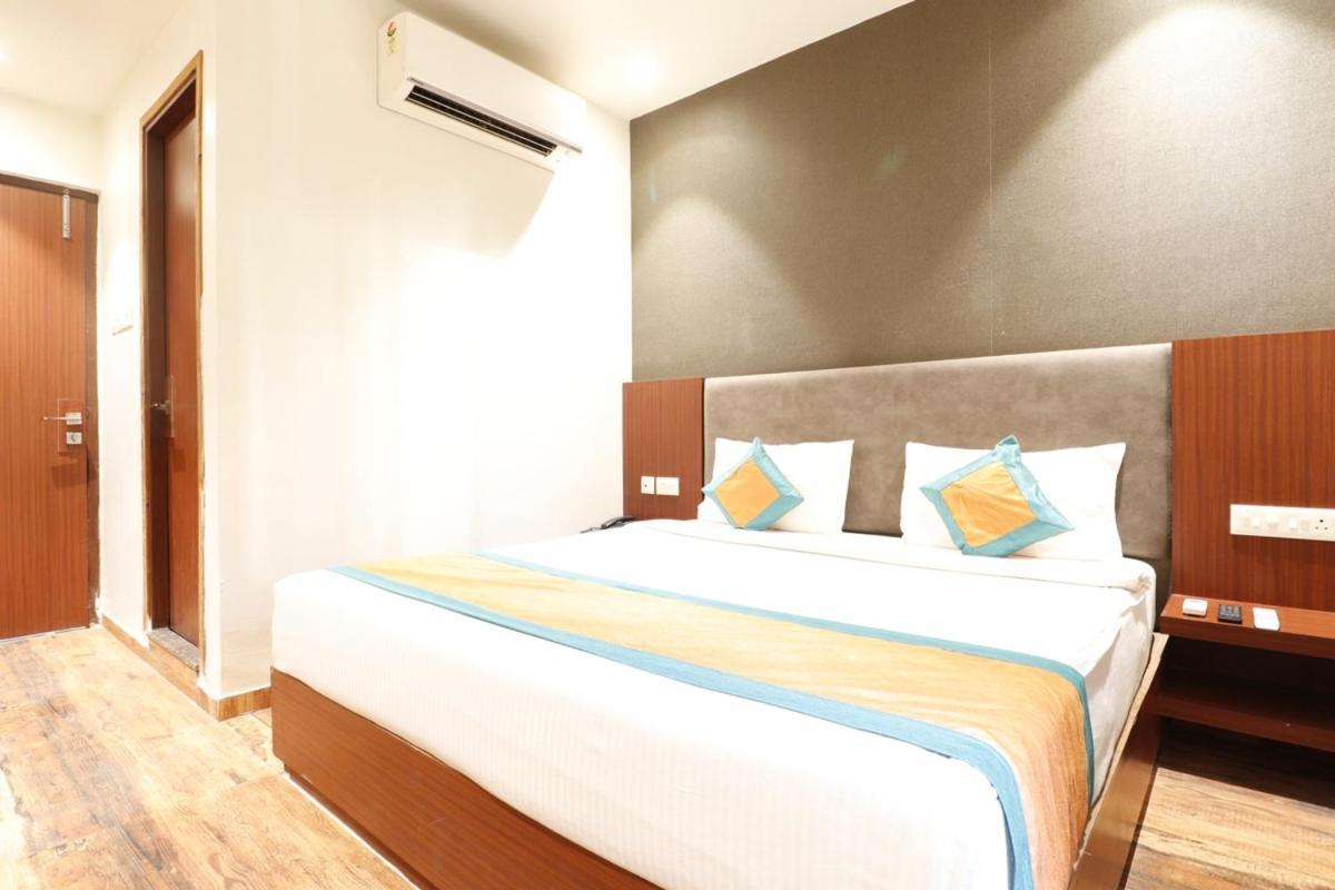 Hotel Yatri Nagpur Exterior foto